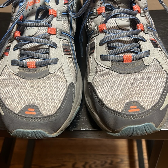 Men’s ASICS - Picture 2 of 5